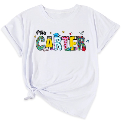 Personalisiertes Doodle Name Lehrer T-Shirt, Bleistift Apple Notizbuch Lineal Design T-Shirt, 100% Baumwolle T-Shirt, Zurück zur Schule/Dankesgeschenk für Lehrer