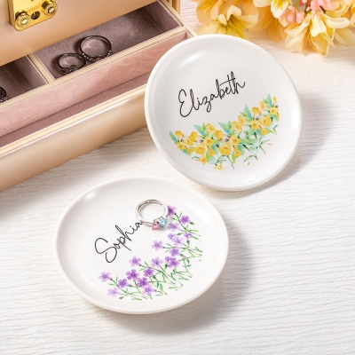 Personalized Birth Flower Ring Holder Dish with Name, Ceramic Jewelry Tray, Dorm Room Home Decor, Birthday/Wedding Gifts for Girl/Women/Bridesmaid