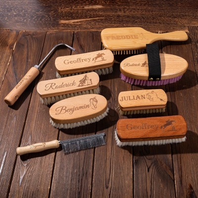 Custom Engraved Horse Grooming Kit, Horse Brush Sets, Horse Stuff, Hoof Pick, Horse Tack Room Supplies, Horse Care, Gifts for Horse Riding Hobbier