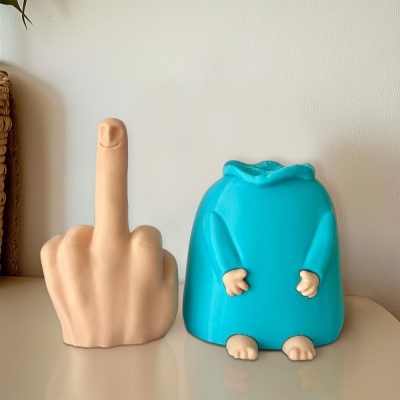 3D Printed Middle Finger Figurine Ornament, Rude Middle Finger Decoration, Fun Desk Toy, Home Decor, Housewarming/Prank Gifts for Bestie/Friends