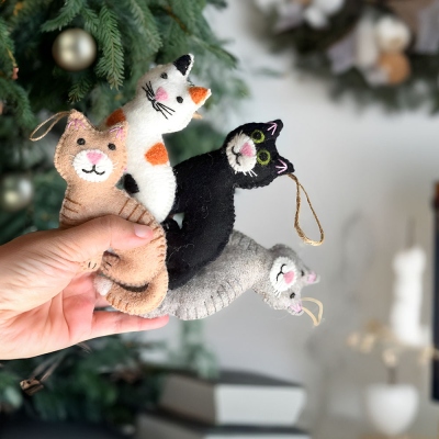 Wool Felt Stitched Cat Christmas Ornament, Needle Felted Biodegradable Kitty Ornament, Xmas Tree Hanging Decor, Christmas Gift for Cat Lovers/Owners