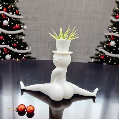 3D Printed Funny Christmas Big Booty Snowman Planter, Hilarious Hatted Snowman Plant Pot, Housewarming/Christmas Gift for Plant Lovers/Family/Friends