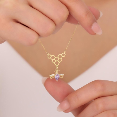 Honeycomb Necklace with Bee Charm, Custom Birthstone Bee Necklace, Beekeeper Jewelry, Save the Bees, Gift for Her, Birthday Gift