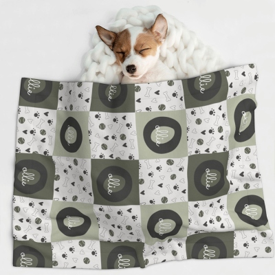 Custom Name & Initial Dog Bone, Paw & Ball Blanket, Flannel/Sherpa Bed Couch Throw, Cute Puppy Blanket, Home Decor, Gift for Dog Lovers/Owners/Kids