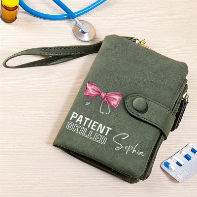 Personalized Name Bow Stethoscope Tri-Fold Wallet, PU Leather Card Holder with Wrist Strap, Travel Accessory, Appreciation Gift for Nurses/Doctors