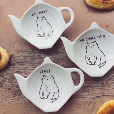 Custom Cartoon Antisocial Cat Tea Bag Holder, Hand Painted Cat Spoon Rest, Funny Teapot Dish, Birthday/Housewarming Gift for Cat Lovers/Friends
