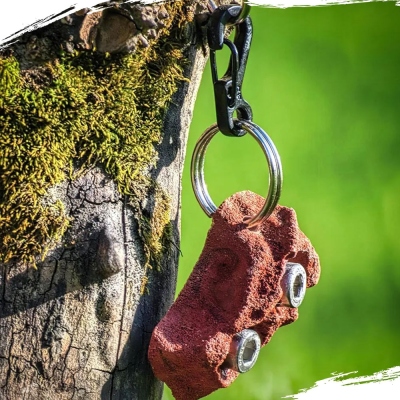 Climbing Grip Keychain with Carabiner, Unique Rock Climbing Stones Keychain, Bag Charm Backpack Accessory, Gift for Bouldering Fans/Outdoor Lovers