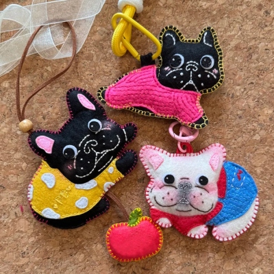 Custom Felt Pet Fur Keepsake – Handmade Animal-Shaped Hair Collector Charm, Personalized from Pet Photo, Portable Memorial Gift for Pet Owners