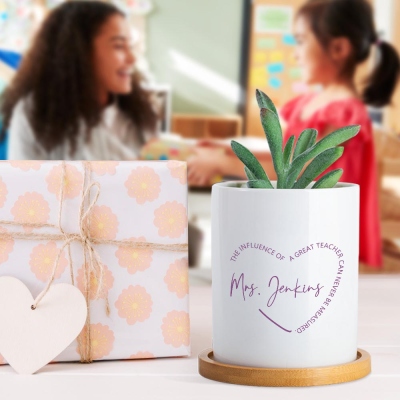 Personalized Name Great Teacher Plant Pot, Ceramic Planter with Drainage & Bamboo Tray, Home Decor, Teacher's Day/Appreciation Gift for Teachers