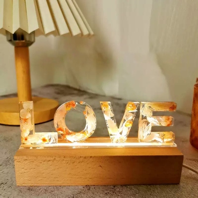Personalized Dried Flower Resin Night Light – Custom Name Letter Handmade Ambient Lamp, Unique Gift for Home Decor