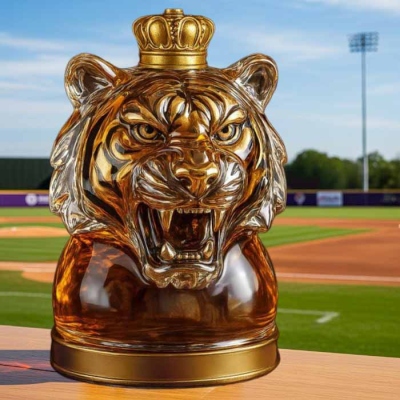 Roaring Tiger Champion Whiskey Bottle – Fierce Collector’s Decanter