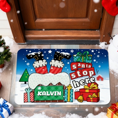 Personalized Name Santa Stop Here Doormat, Santa in Chimney Non-slip Floor Mat, Holiday Home Decor, Housewarming/Christmas Gift for Hostess/Mom/Family