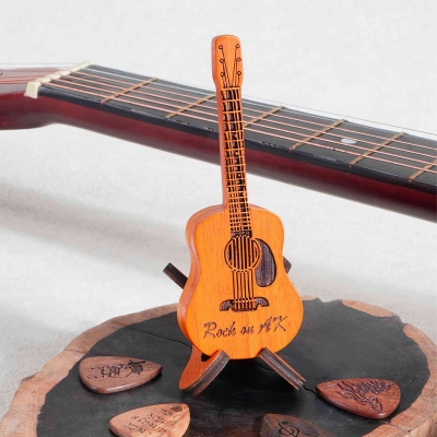 Personalized Guitar Pick Box, Wooden Guitar Pick Case with Pick and Stand, Custom Acoustic Guitar Electric Bass Pick Holder, Gifts for Guitarists