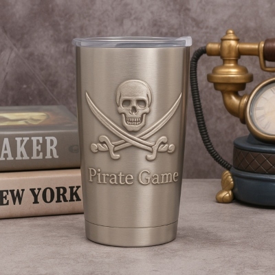 Personalized Pirate Stainless Steel Tumbler with 3D Skull & Crossed Swords, Insulated Metal Travel Mug with Lid for Pirate Fans, Gamers & Gifts