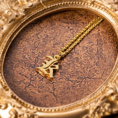 Personalisierte gotische ursprüngliche Halskette für Frau