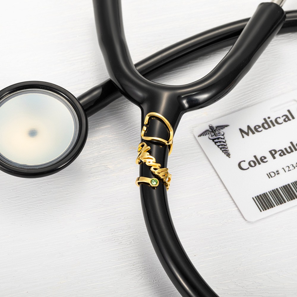 Personlig stetoskop-ID-tagg med födelsesten, anpassad namnetikett, stetoskopberlock, present till sjuksköterskeveckan, present till sjuksköterskaexamen/medicinsk personal/läkare