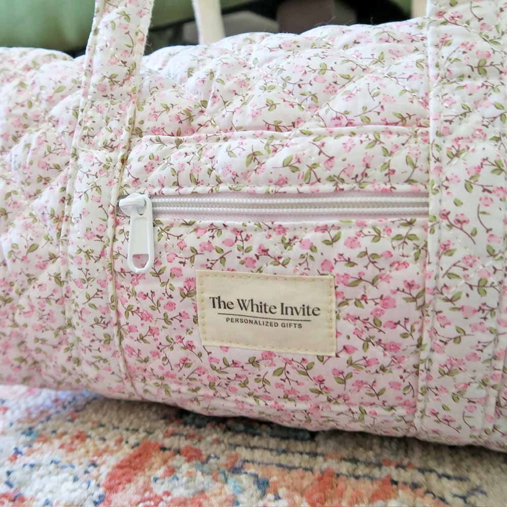 Embroidered Quilted Tote Bag, Monogrammed Duffle Bag Floral, Bridesmaid Gift, Bridal Party Bag, Overnight Bag with Zipper, Gift for Her