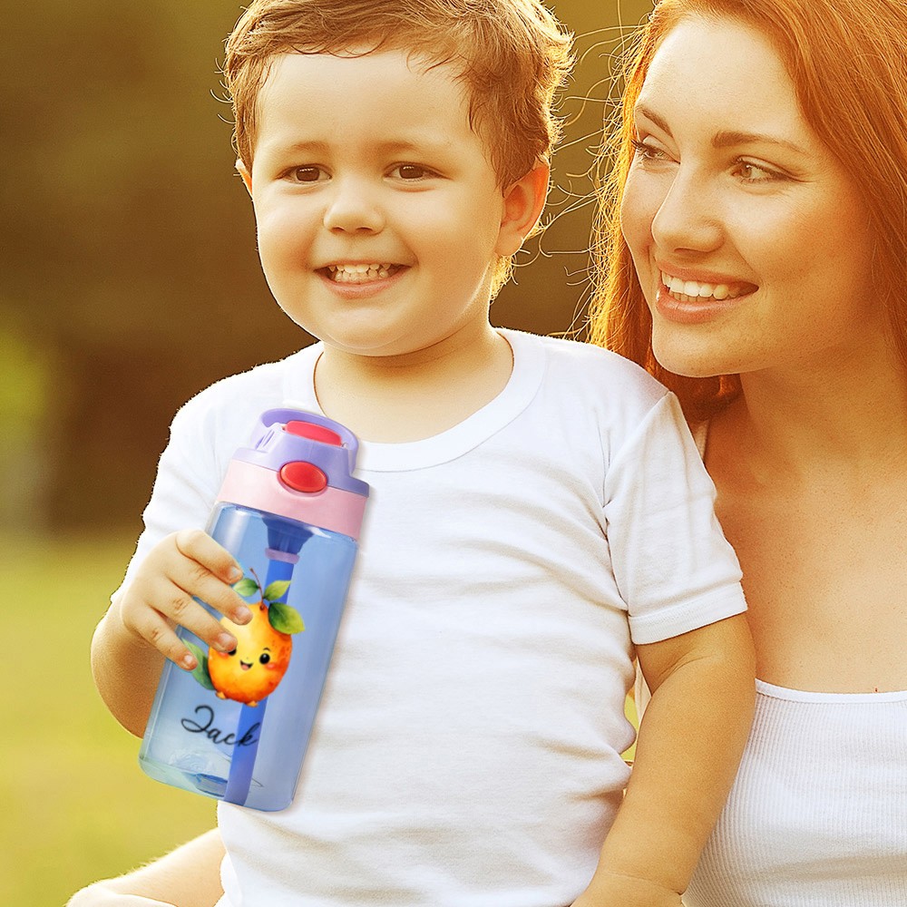 Bouteille d'eau personnalisée avec paille en forme de fruit pour le mois de naissance, tasse personnalisée de 16 oz avec poignée pour enfant, cadeau de rentrée scolaire/d'anniversaire pour tout-petits/enfants