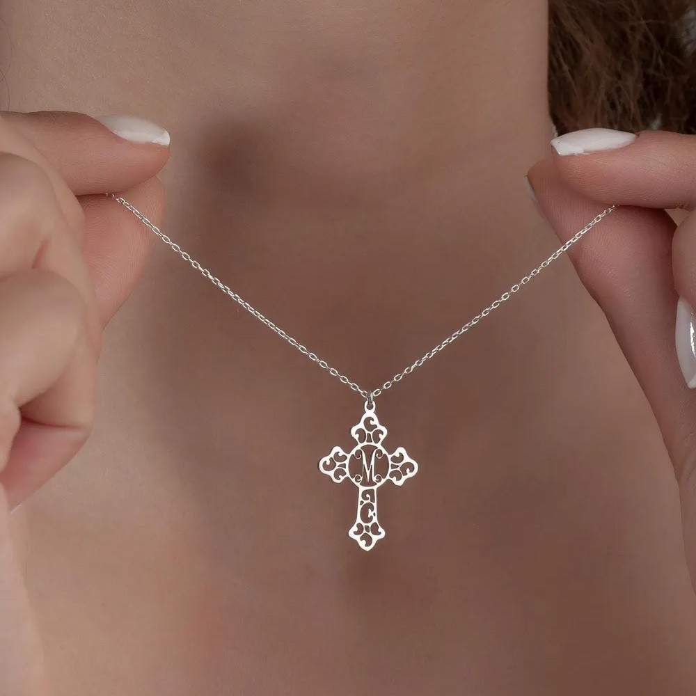 Cross Pendant Necklace