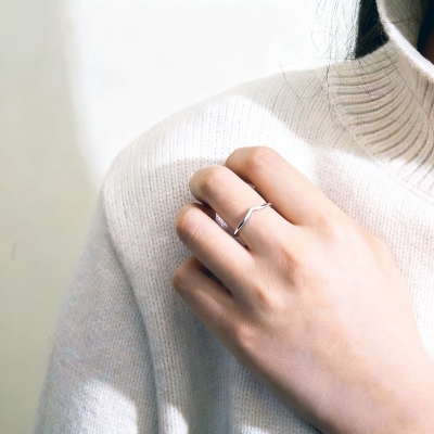 Sterling Silver 925 V-Cut Minimalist Ring, Stacking Ring for Women Men, Unique Geometric Wedding Band, Modern Promise Jewelry, Gift for Her/Couple
