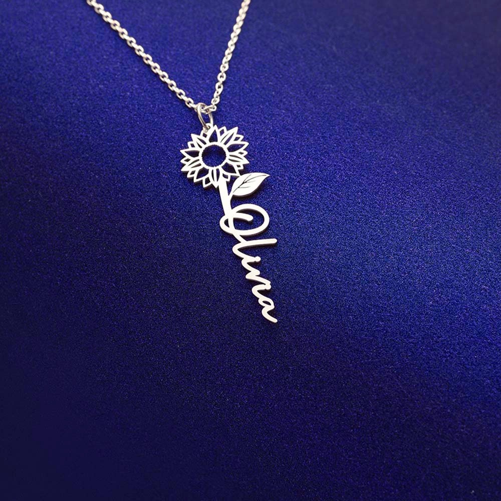 dainty name necklace