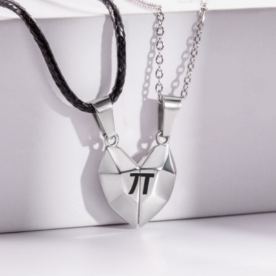 A Set of Personalized Magnetic Stitching Heart-shaped Necklaces
