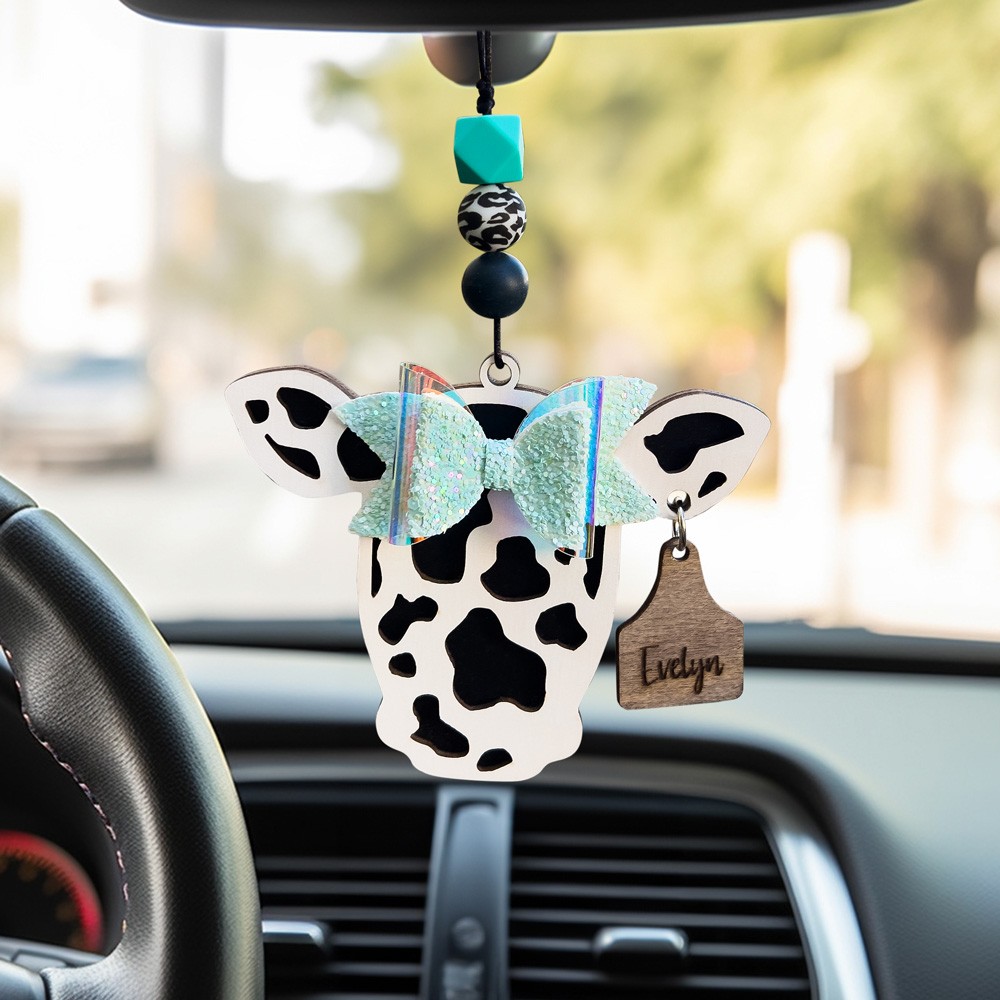 Breloque de voiture imprimée Highland Cattle personnalisée avec nœud, breloque de vache personnalisée pour accessoires de rétroviseur, ornement d'arbre de Noël pour femme/amant de vache