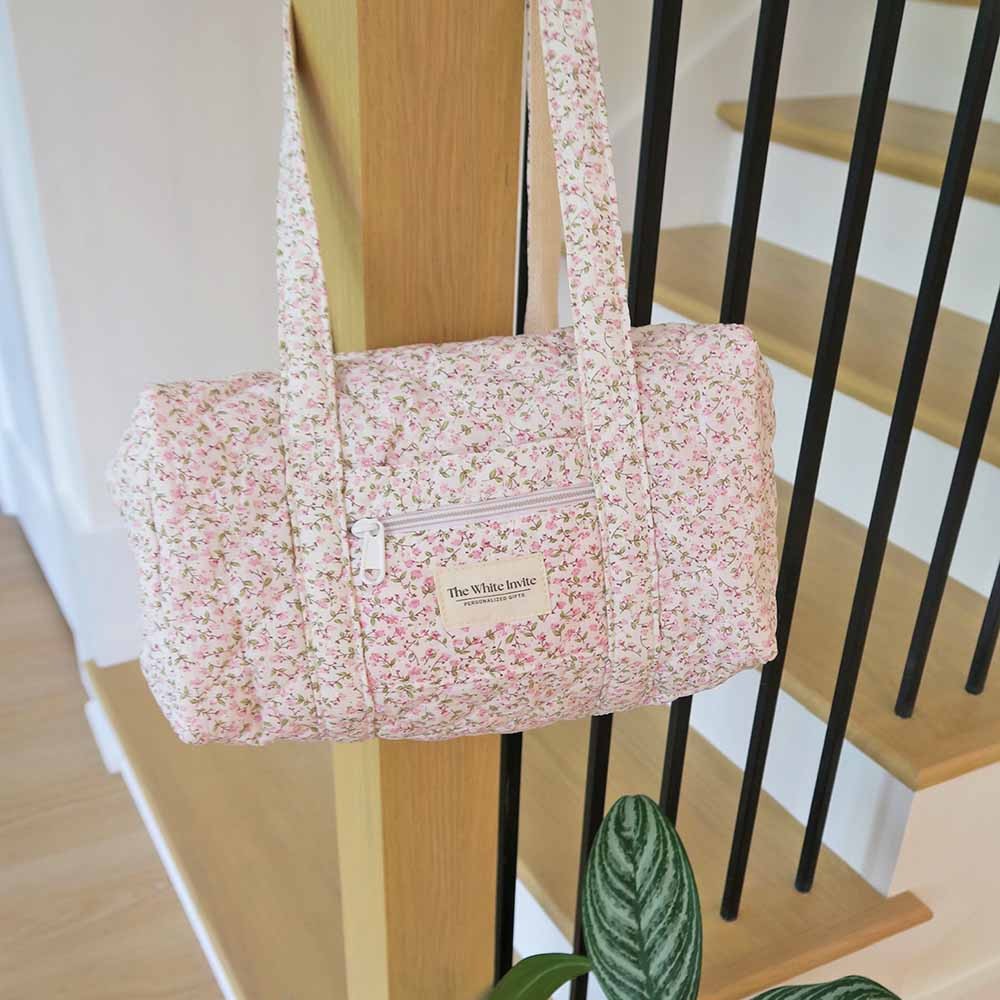 Embroidered Quilted Tote Bag, Monogrammed Duffle Bag Floral, Bridesmaid Gift, Bridal Party Bag, Overnight Bag with Zipper, Gift for Her