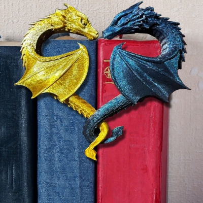 Dragon Heart Book Nook, Double Dragon Heart-Shaped Bookshelf Sign, Dragon Bookish Decor for Home Office, Gift for Fantasy Lovers/Readers/Librarians