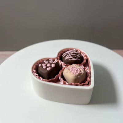 Chocolate Box Fidget Clicker Toy, Mechanical Keyboard Switch Fidget Clicker, Stress Relief/ASMR Stim Button Clicker, Gift for Dessert Lovers/ADHD/Her