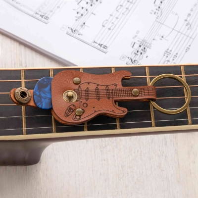 Guitar keychain