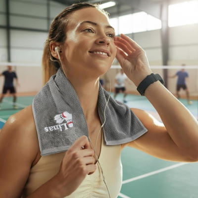 Personalized Embroidered Name Badminton Sweat Towel, Soft and Absorbent Sport Towel, Sports/Birthday Gift for Badminton Lovers/Coaches/Players