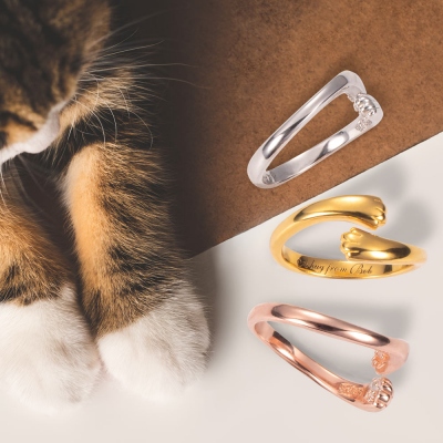 Personalized Cat Paw Hug Ring