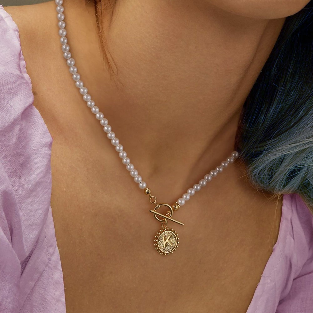 pearl necklace choker
