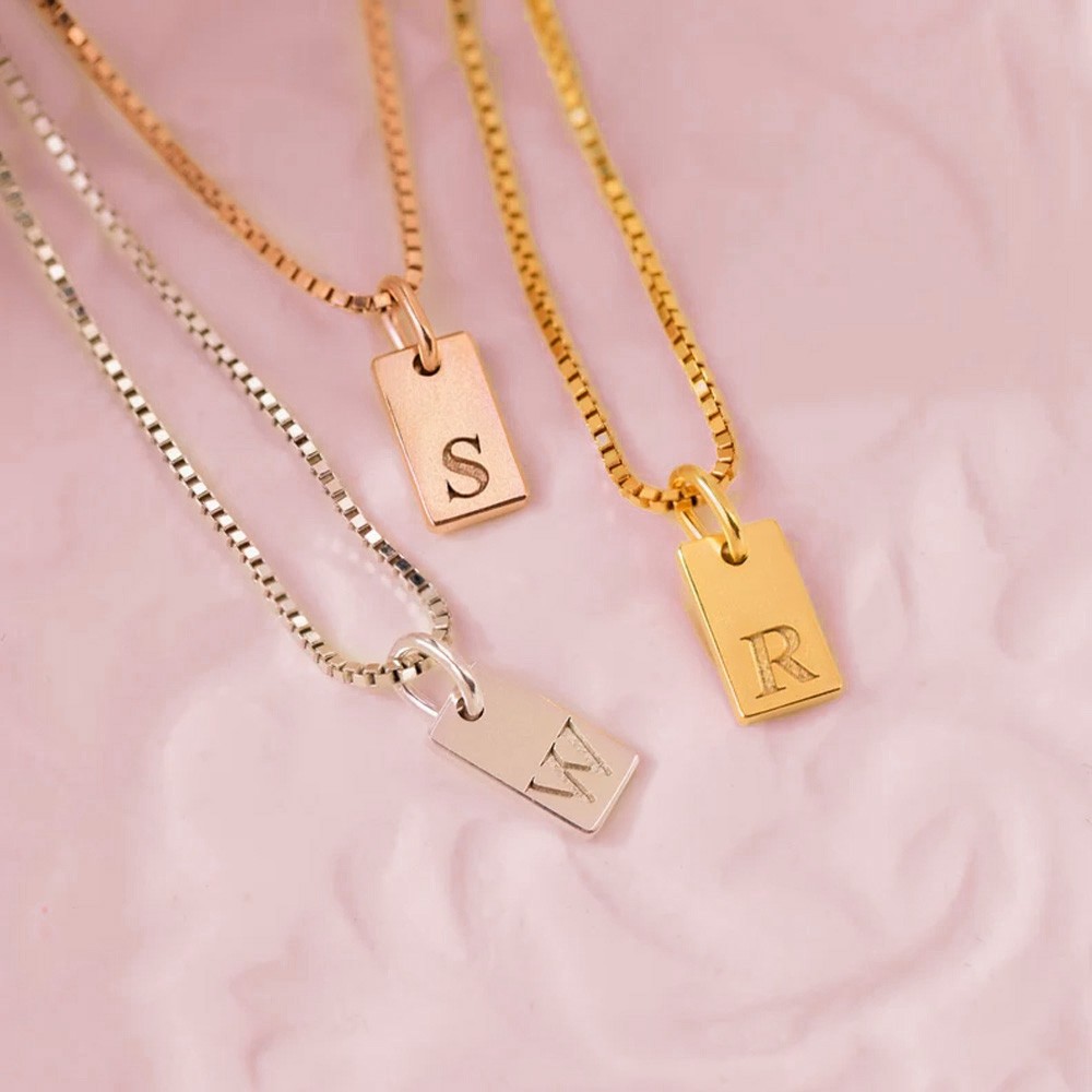 Dainty Initial Tag Necklace Personalized Engraved Letter Pendant Necklace in Box Chain, Minimalist Dog Tag Charm Jewelry Gift Bridesmaid Gifts