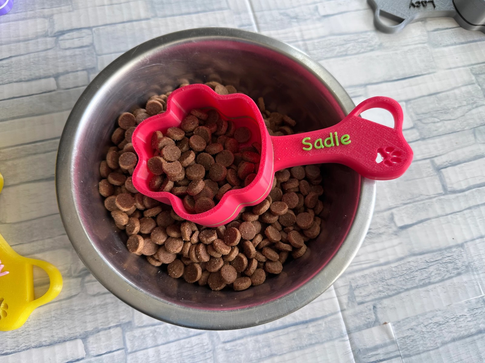 Personalized Dog Food Scoop, Custom Dog Scooper, Pet Kibble Scoop, Pet Food Dispenser, Dog Measuring Cup, New Dog, Gift Idea, Dog Lover Gift