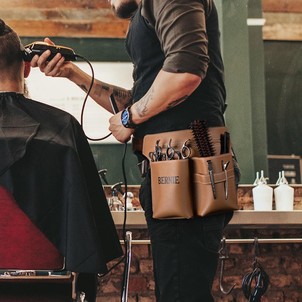 Bolsa de tesoura de cabeleireiro personalizada, bolsa de cintura de couro de barbeiro, armazenamento de ferramentas de cabeleireiro com cinto, bolsa de viagem para coisas de cabelo que o cabeleireiro deve ter