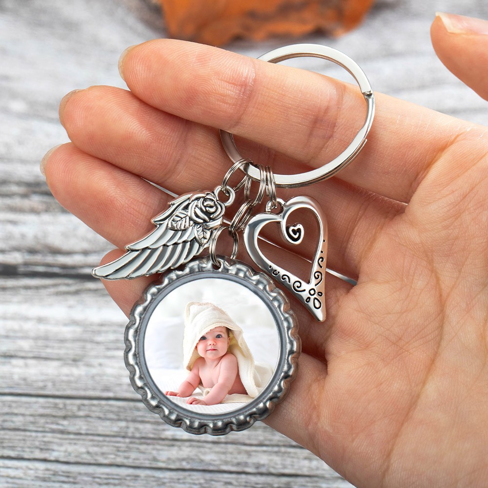 Gepersonaliseerde foto kleine schijf sleutelhanger met vleugels, hart charme sleutelhanger, Memorial sleutelhanger, sympathie geschenk, rouw geschenk, cadeau voor haar/familie