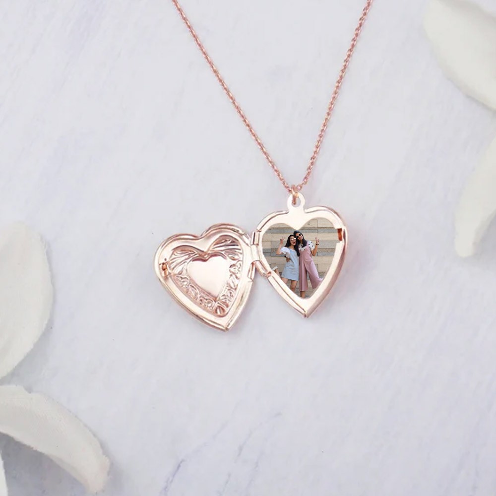 Personalized Initial Photo Heart Locket Necklace, Letter Pendant with Gold/Rose Gold/Silver Necklace, Memorial Jewelry, Mother's Day/Birthday Gift for Mom/Wife/Family