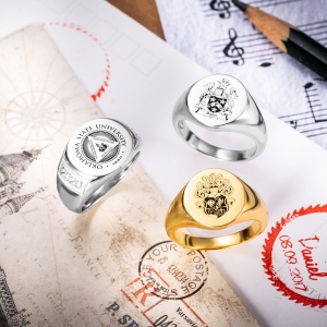 Personalized Family Signet Rings‎