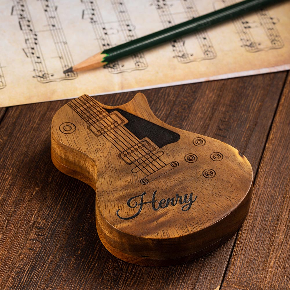 Médiator guitare en bois personnalisé avec texte et motif gravé, en bois  massif d'acajou : : Produits Handmade