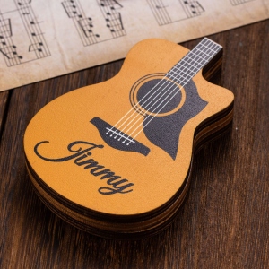 Personalisierte hölzerne Gitarrenpicks mit Etui
