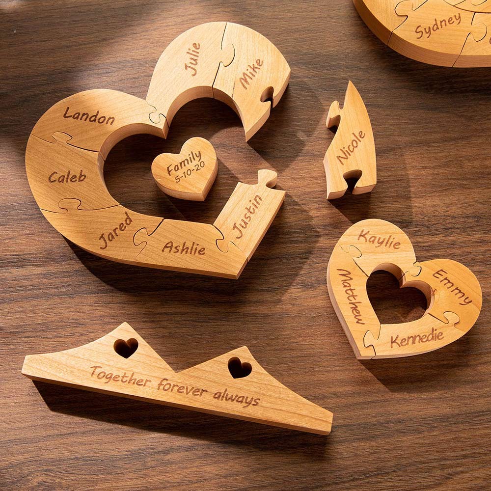 Quebra-cabeça de família personalizado de 1 a 12 peças com nomes para ser um coração