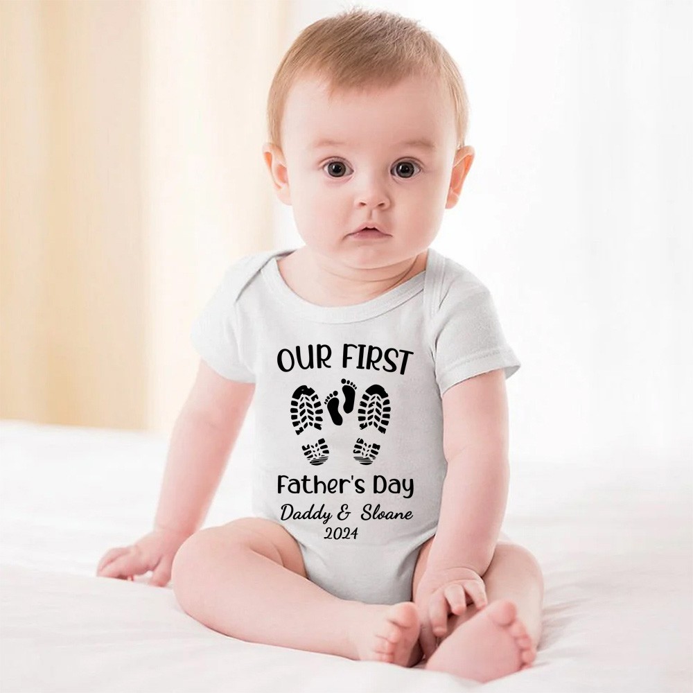 Personalized Name Footprint Parent-Child Shirts, Father Son Matching Shirts, Cotton T-Shirt and Bodysuit, Father's Day Gift, Gift for Dad/Newborn/Baby