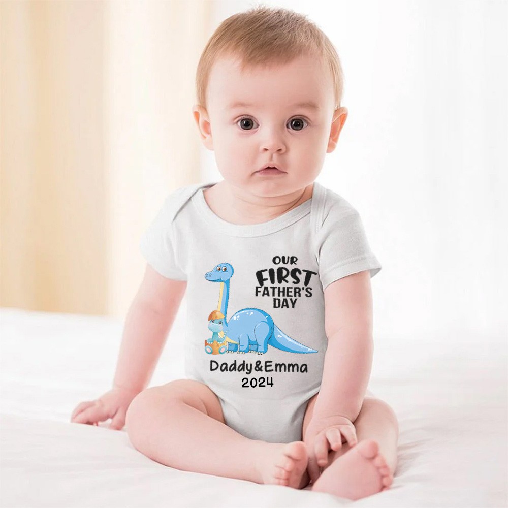 Nome Brachiosauro personalizzato T-shirt genitore-figlio, La nostra prima camicia per la festa del papà, Cotton Father &amp; Baby Matching Shirts, Regalo per papà/nonno