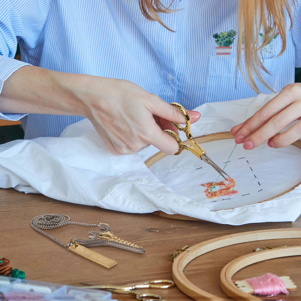 sewing scissors for fabric cutting