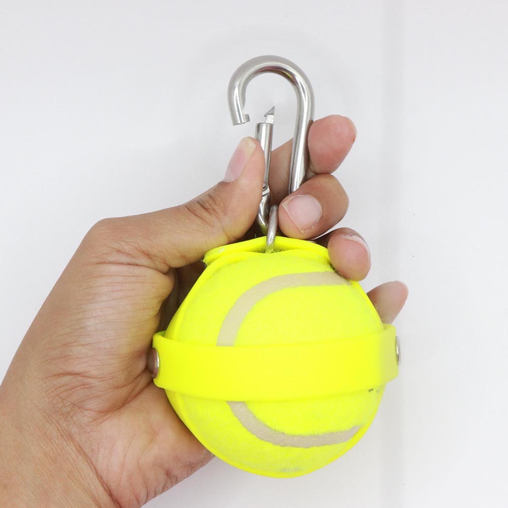 Personalized Name Dog Ball Holder, Dog Accessories, Leash Attachment, Fetch Ball for Dogs, Interactive Toy,Toy to Play Outside, Fun Tennis Ball Keeper