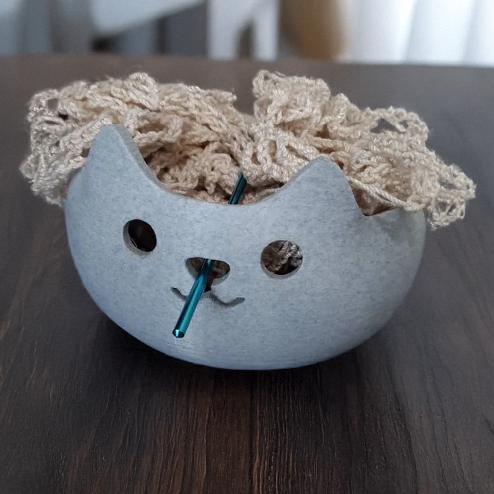 yarn holder