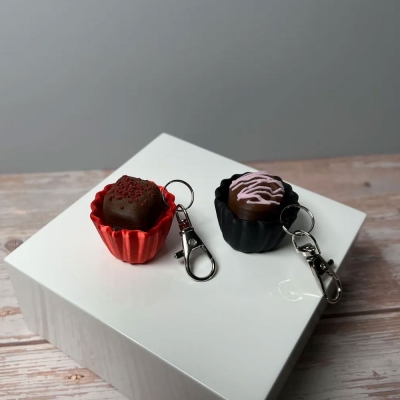 Personalized 3D Printed Mini Chocolate Clicky Fidget Keychain, Stress Relief Clicker Companion, Backpack/Purse/Bag Charm, Gift for Dessert Lovers/Her