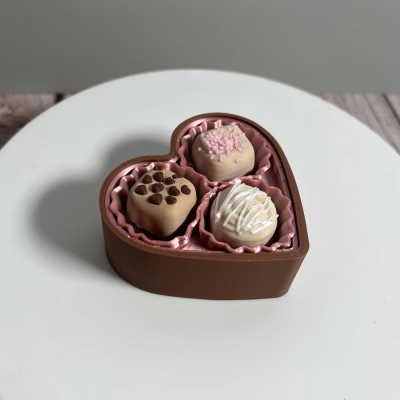 Chocolate Box Fidget Clicker Toy, Mechanical Keyboard Switch Fidget Clicker, Stress Relief/ASMR Stim Button Clicker, Gift for Dessert Lovers/ADHD/Her